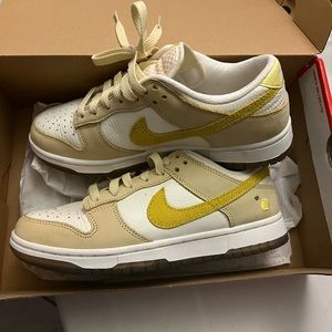 Nike dunk low lemon drop women size 7.5